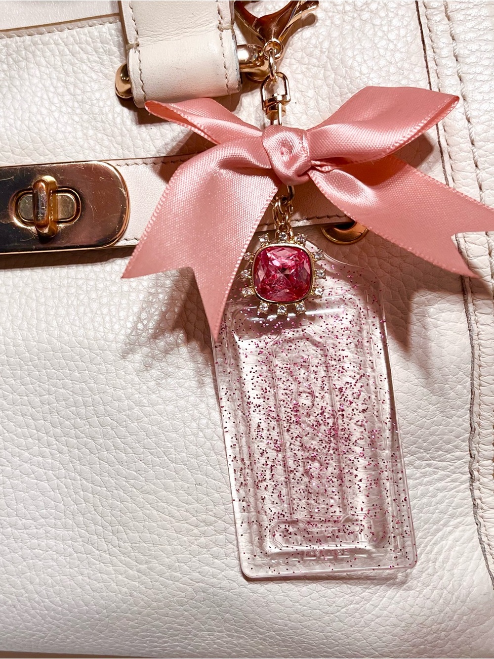 Coach Poppy Lg Clear Hangtag Glittery Pink on a Handmade Charm